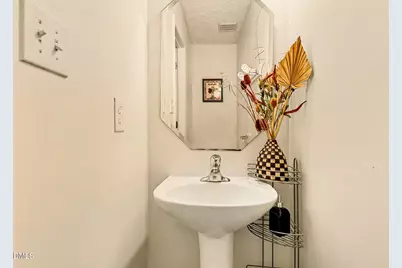 3004 Forrestal Drive, Durham, NC 27703 - Photo 9