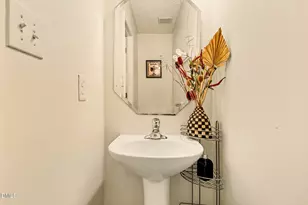 3004 Forrestal Dr, Durham, NC 27703 - Photo 9