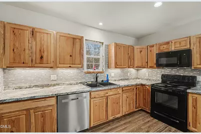 213 W Parrish Drive, Benson, NC 27504 - Photo 13