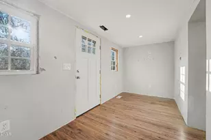 213 W Parrish Dr, Benson, NC 27504 - Photo 31