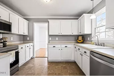 6733 Oviedo Drive, Raleigh, NC 27603 - Photo 13