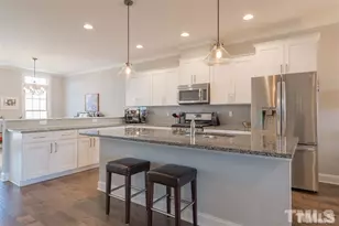 1056 Residents Club Dr, Cary, NC 27519 - Photo 5