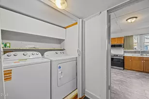 306 N Maple St, Graham, NC 27253 - Photo 23