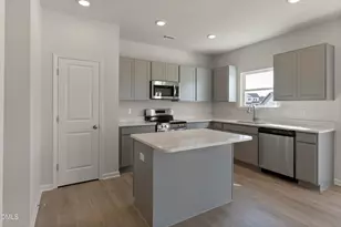 211 N Bali Ct, Goldsboro, NC 27530 - Photo 5