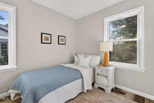 1944 Fairfield Dr, Raleigh, NC 27608 - Photo 45