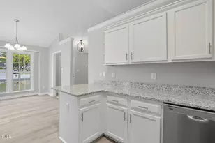 5520 Oregon Landing Pl, Raleigh, NC 27610 - Photo 15