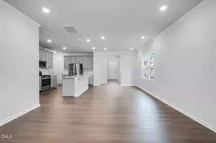 706 Maple Br Cir, Graham, NC 27253 - Photo 7