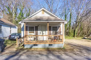 621 Marshall St, Henderson, NC 27536 - Photo 1