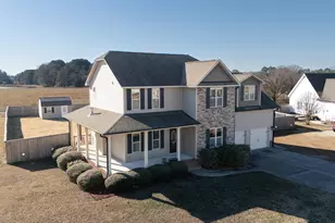 71 Gillis Ct, Coats, NC 27521 - Photo 3