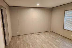 392 Monroe Ln, Erwin, NC 28339 - Photo 5