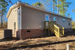 392 Monroe Ln, Erwin, NC 28339 - Photo 13