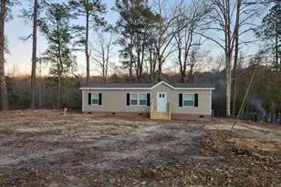 392 Monroe Ln, Erwin, NC 28339 - Photo 15