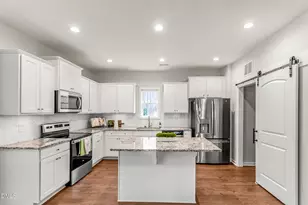 111 Rosemary St, Clayton, NC 27520 - Photo 17