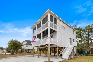 813 Driftwood Dr, Hampstead, NC 28443 - Photo 7