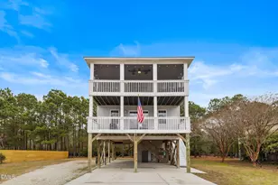 813 Driftwood Dr, Hampstead, NC 28443 - Photo 3