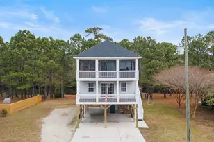 813 Driftwood Dr, Hampstead, NC 28443 - Photo 3