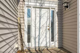 524 Texanna Way, Holly Springs, NC 27540 - Photo 3