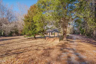 2728 S Cokesbury Rd, Henderson, NC 27537 - Photo 37