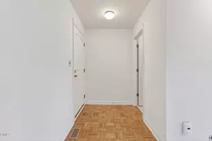 325 Glen Echo Ln, Cary, NC 27518 - Photo 7