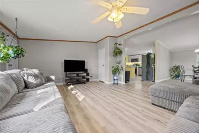 102 Foxtree Court, Benson, NC 27504 - Photo 9