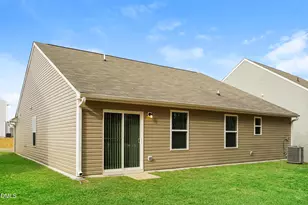 508 Gusty Ln, Zebulon, NC 27597 - Photo 15