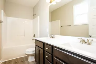 305 Chamberlain Dr, Clayton, NC 27527 - Photo 9