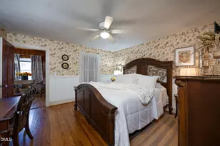 506 W Clinton St, Roseboro, NC 28382 - Photo 25