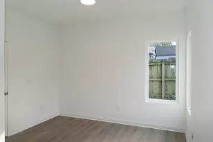 112 N Guthrie Ave, Durham, NC 27703 - Photo 13