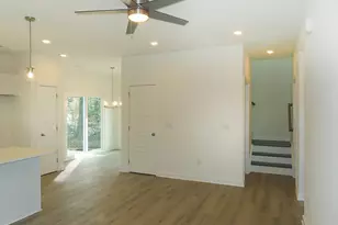 112 N Guthrie Ave, Durham, NC 27703 - Photo 5