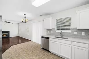 5621 Advantis Dr, Raleigh, NC 27610 - Photo 31