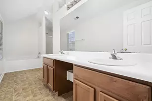 5621 Advantis Dr, Raleigh, NC 27610 - Photo 37