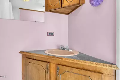 113 Pine Tree Road, Lumberton, NC 28360 - Photo 25