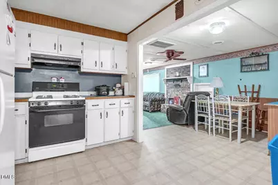 113 Pine Tree Road, Lumberton, NC 28360 - Photo 11