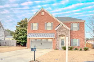 1430 Vandenberg Dr, Fayetteville, NC 28312 - Photo 3