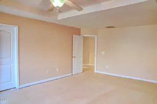 1430 Vandenberg Dr, Fayetteville, NC 28312 - Photo 25