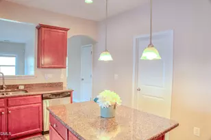 1430 Vandenberg Dr, Fayetteville, NC 28312 - Photo 11