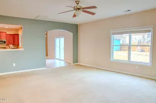 1430 Vandenberg Dr, Fayetteville, NC 28312 - Photo 9