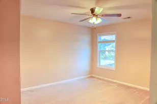 1430 Vandenberg Dr, Fayetteville, NC 28312 - Photo 27