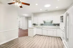 4703 Lewisham Ct, Raleigh, NC 27612 - Photo 9
