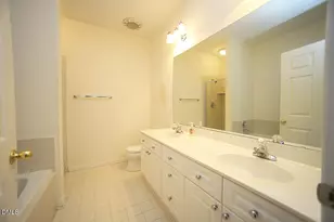 3161 Hemlock Forest Cir, Raleigh, NC 27612 - Photo 15