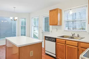 5804 Edgebury Rd, Raleigh, NC 27613 - Photo 15