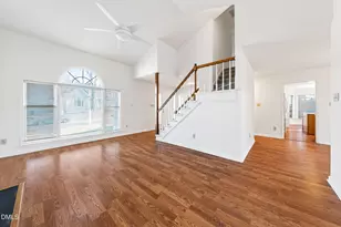 5804 Edgebury Rd, Raleigh, NC 27613 - Photo 9