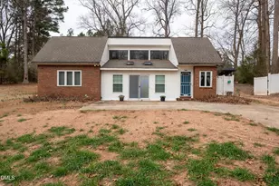 1308 Glenn Ct, Sanford, NC 27332 - Photo 3