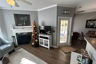 702 Village Lake Dr, Mebane, NC 27302 - Photo 5