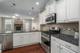 719 Transom View Way, Cary, NC 27519 - Photo 5