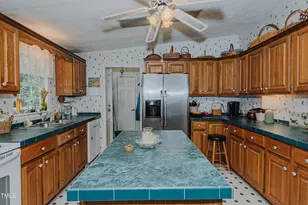 1619 E Greensboro Chapel Hill Rd, Graham, NC 27253 - Photo 11