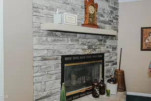 1619 E Greensboro Chapel Hill Rd, Graham, NC 27253 - Photo 17