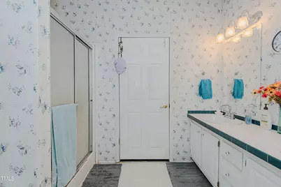 1619 E Greensboro Chapel Hill Road, Graham, NC 27253 - Photo 9