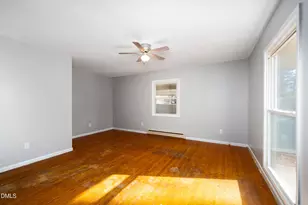 430 W 9th St, Siler City, NC 27344 - Photo 5