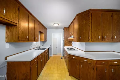 430 W 9th Street, Siler City, NC 27344 - Photo 7